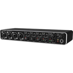 Внешняя звуковая карта с USB Behringer UMC404HD