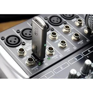 Радиосистема на два микрофона Behringer ULM202-USB