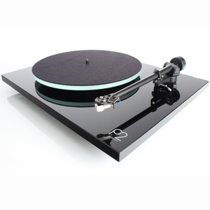 Виниловый проигрыватель Rega Planar 2 Black