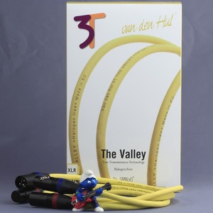 Кабель аудио 2xXLR - 2xXLR Van Den Hul The VALLEY (3T) XLR 0.8m