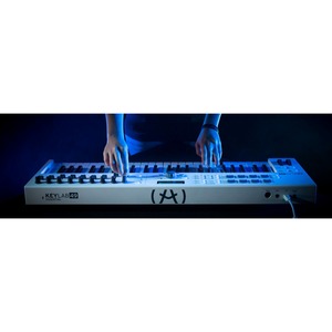 Миди клавиатура Arturia KeyLab Essential 49