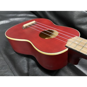 Укулеле Fender UKULELE VENICE CHERRY