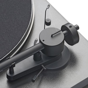 Проигрыватель винила Pro-Ject Essential Black (OM-3E)