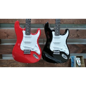 Электрогитара Fender SQUIER MM STRATOCASTER HARD TAIL BLACK