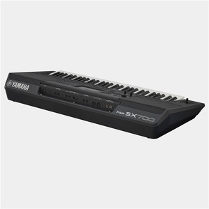 Цифровая рабочая станция Yamaha PSR-SX700