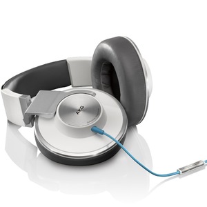 Наушники мониторные классические AKG K551 White