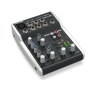 Аналоговый микшер Behringer XENYX 502S