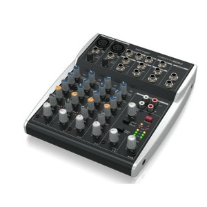 Аналоговый микшер Behringer XENYX 802S