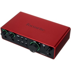 Комплект оборудования для звукозаписи FOCUSRITE Scarlett 2i2 Studio 4th Gen