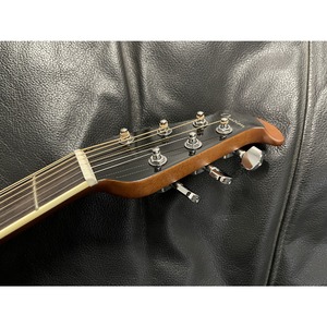 Электроакустическая гитара Ovation CS24X-7C Celebrity Standard Plus Mid Cutaway Cognac Burst Gloss